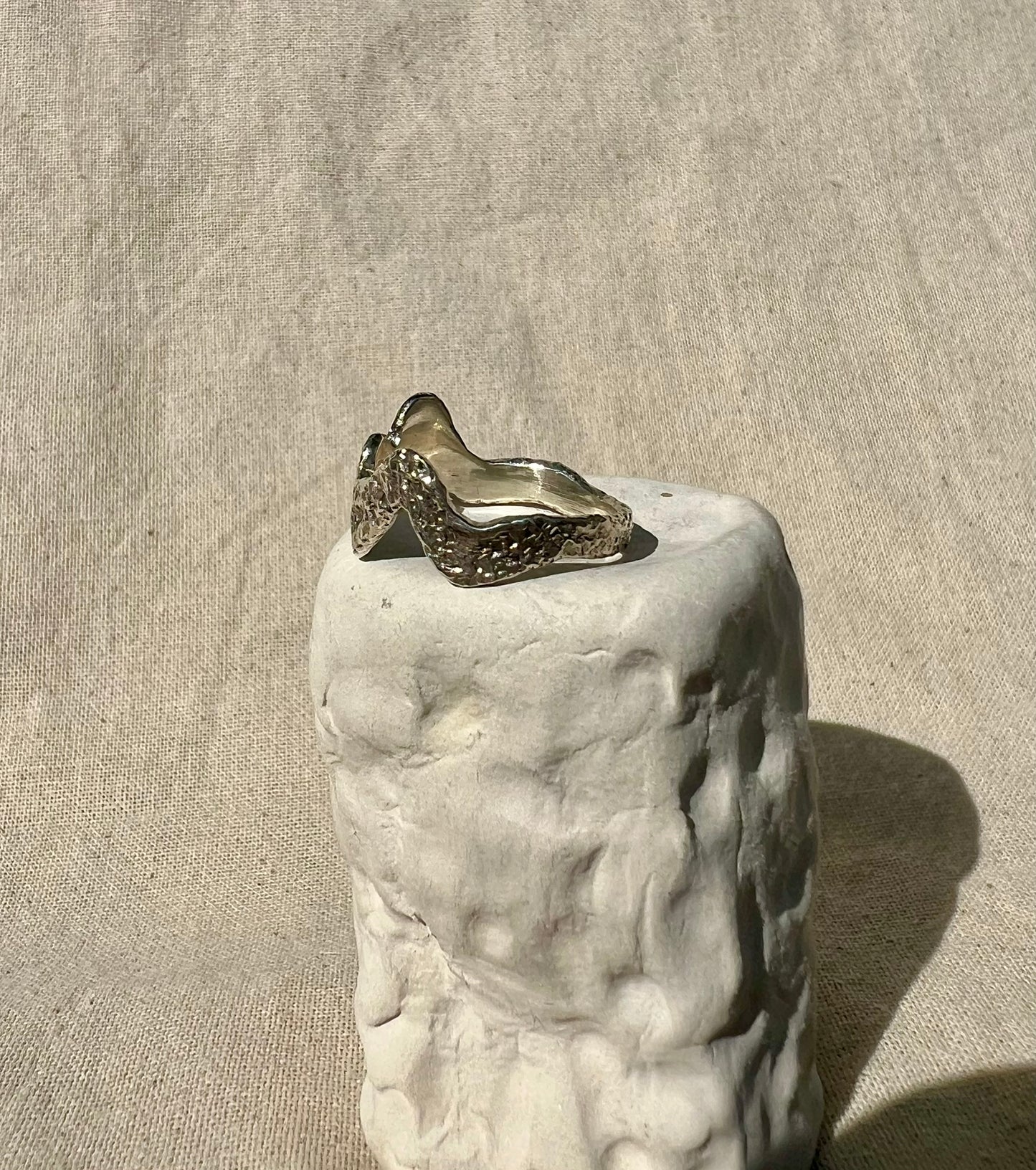 Textured Silver Band – Handmade Dune-Inspired Organic Ring | Unisex Minimalist Jewellery UK