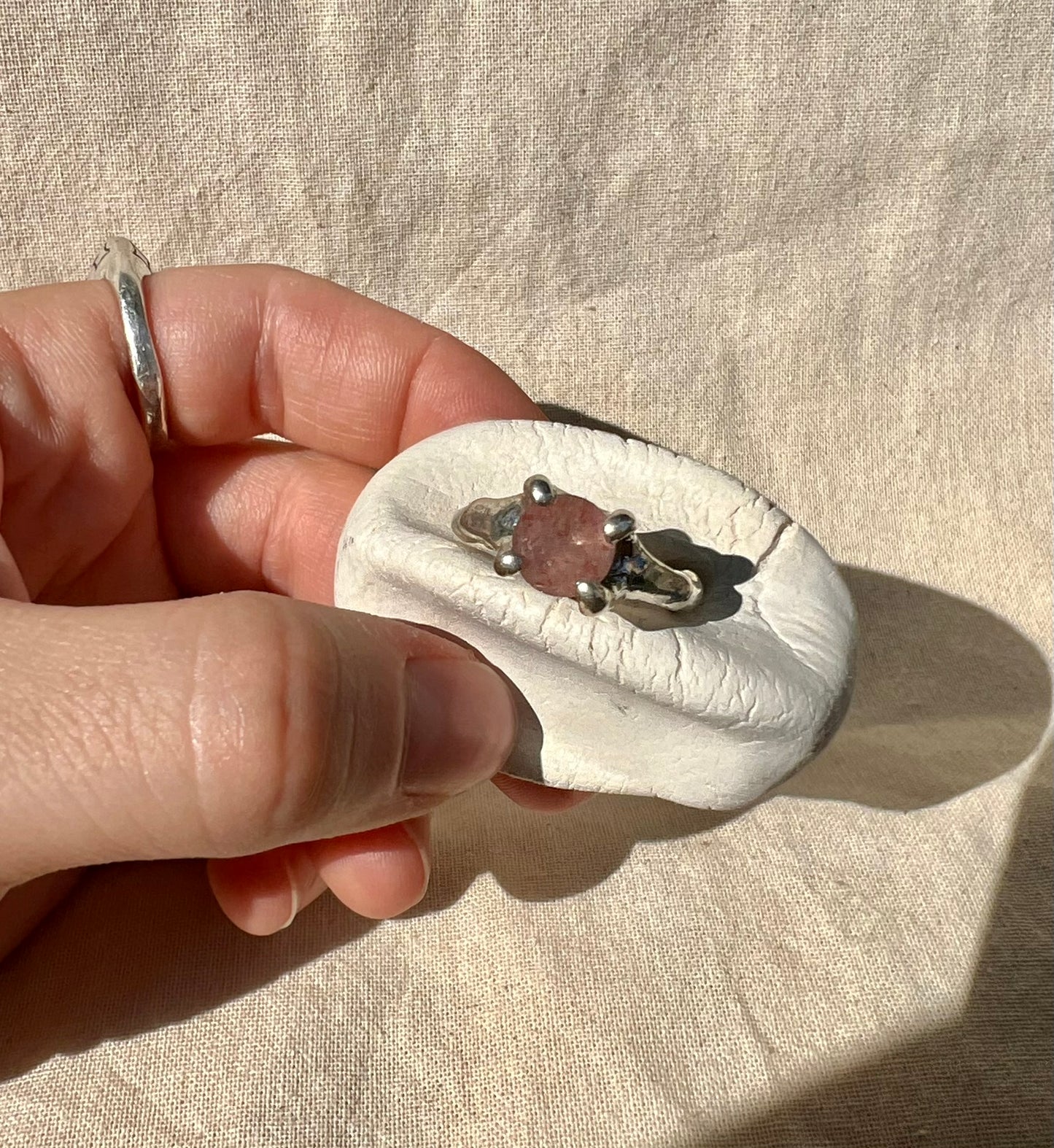 Strawberry Quartz Claw Ring – Handmade Sterling Silver Statement Ring | Raw Pink Gemstone Jewellery
