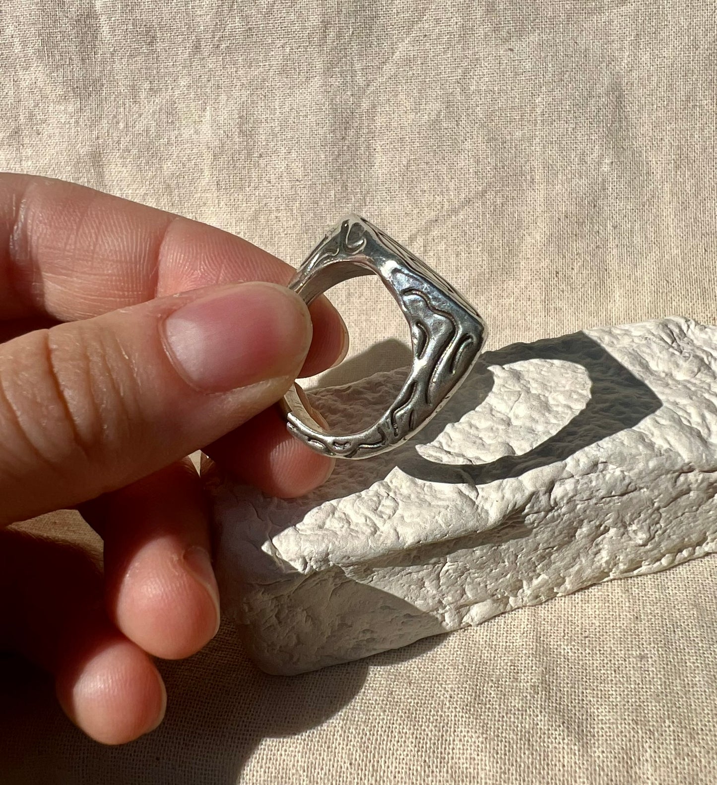 Chaotic Vortex Signet Ring